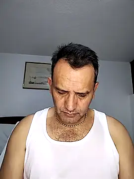 RogueTraveler online show from November 6, 2025, 3:32 am