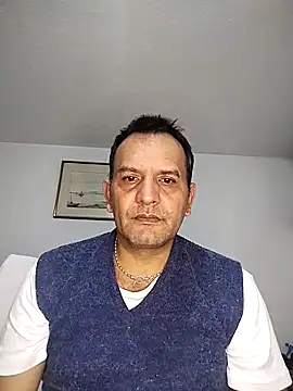 RogueTraveler online show from October 28, 2025, 3:07 am