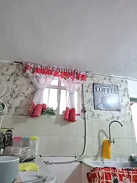 Snapshot of Dani_pegin chatting on November 27, 2025, 1:11 pm Dani pegin online show from November 27, 2025, 1:11 pm