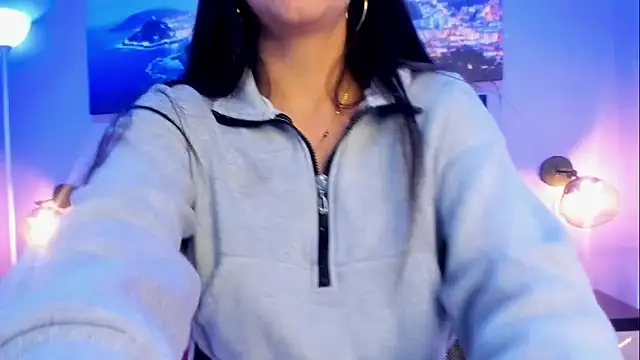 KimberlyVillaLobos online show from February 4, 2026, 11:49 am