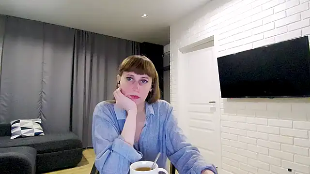 Daniella Lorente online show from February 22, 2026, 11:50 pm