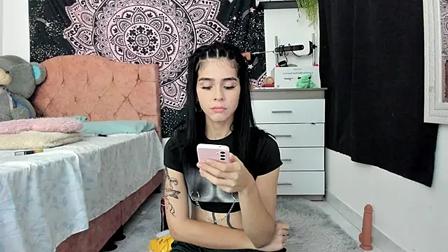 jade dakota   online show from March 22, 2025, 1:11 am