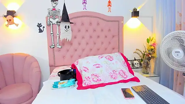 JulieeHabubu online show from October 25, 2025, 3:49 am