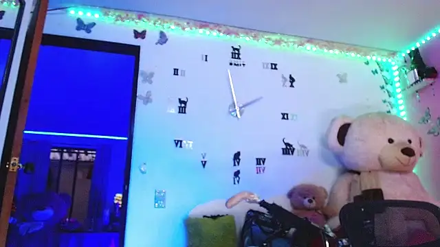 goddess BigassCock online show from April 7, 2026, 10:00 pm