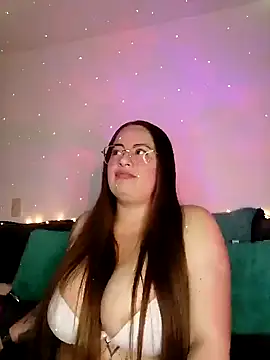 soofy   online show from October 30, 2025, 3:27 am