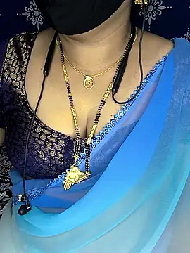 Snapshot of Queen_sakshi chatting on January 11, 2026, 4:47 pm Queen sakshi online show from January 11, 2026, 4:47 pm