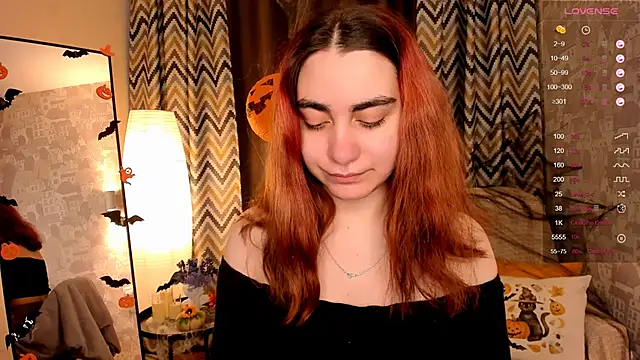 hannacheekss  online show from October 29, 2025, 6:12 am