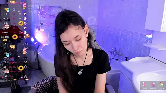 Snapshot of Emily_Strikeee chatting on November 23, 2025, 10:03 am Emily Strikeee online show from November 23, 2025, 10:03 am