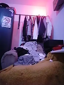 Snapshot of Hxnsovrgon chatting on November 9, 2025, 2:48 am Hxnsovrgon online show from November 9, 2025, 2:48 am