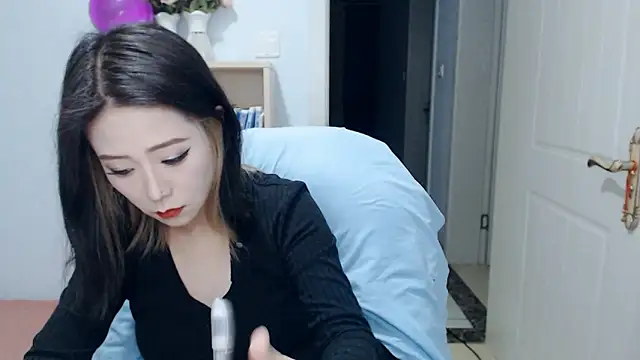 Snapshot of SuSushi728 chatting on May 13, 2026, 3:41 pm SuSushi728 online show from May 13, 2026, 3:41 pm