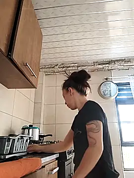 Snapshot of Tefannyy_ chatting on September 28, 2025, 2:35 pm Tefannyy online show from September 28, 2025, 2:35 pm