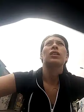 Snapshot of Tefannyy_ chatting on March 3, 2025, 5:52 pm Tefannyy online show from March 3, 2025, 5:52 pm