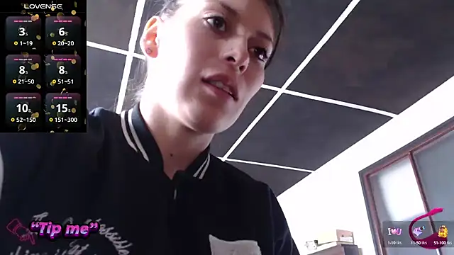 Snapshot of Tefannyy_ chatting on March 19, 2025, 7:38 pm Tefannyy online show from March 19, 2025, 7:38 pm