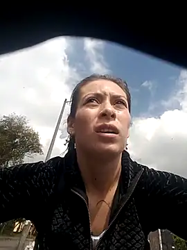 Snapshot of Tefannyy_ chatting on February 26, 2025, 2:38 pm Tefannyy online show from February 26, 2025, 2:38 pm