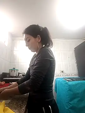 Snapshot of Tefannyy_ chatting on March 4, 2025, 7:01 pm Tefannyy online show from March 4, 2025, 7:01 pm