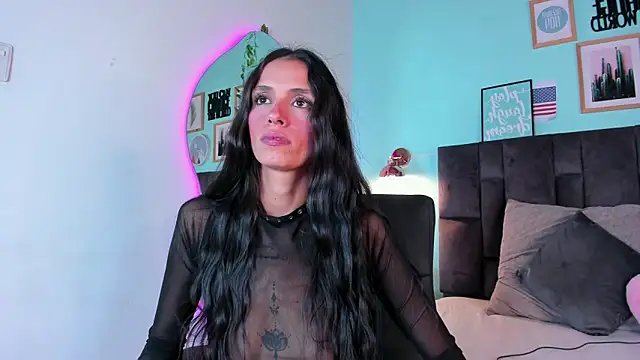 Snapshot of ChanelAdamss_ chatting on March 21, 2025, 7:46 pm ChanelAdamss online show from March 21, 2025, 7:46 pm