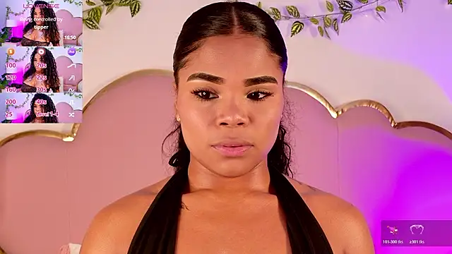 NahiaraReina online show from February 9, 2026, 2:04 pm