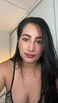 Zara Sparkle online show from October 17, 2025, 2:37 am