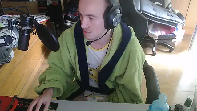 BabyDracoDarkfang online show from June 2, 2026, 11:54 am