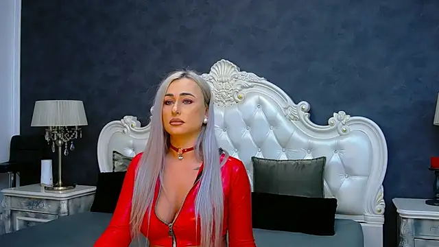 Snapshot of Ema_Boom chatting on January 25, 2025, 6:12 am Ema Boom online show from January 25, 2025, 6:12 am