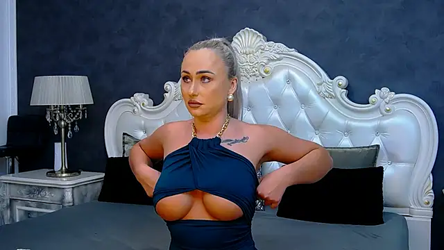 Snapshot of Ema_Boom chatting on January 29, 2025, 9:23 am Ema Boom online show from January 29, 2025, 9:23 am