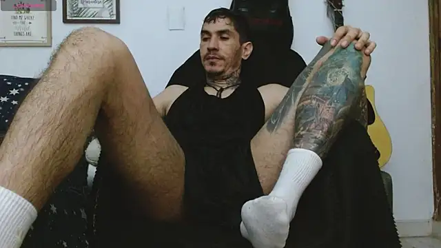 Snapshot of IaDoherty chatting on November 3, 2025, 4:50 am IaDoherty online show from November 3, 2025, 4:50 am