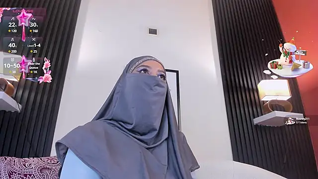 Snapshot of cloe_sirena chatting on March 12, 2025, 5:07 pm cloe sirena online show from March 12, 2025, 5:07 pm