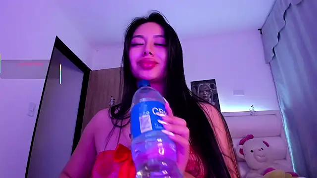 Snapshot of gaby_desire777 chatting on December 22, 2025, 6:35 am gaby desire777 online show from December 22, 2025, 6:35 am