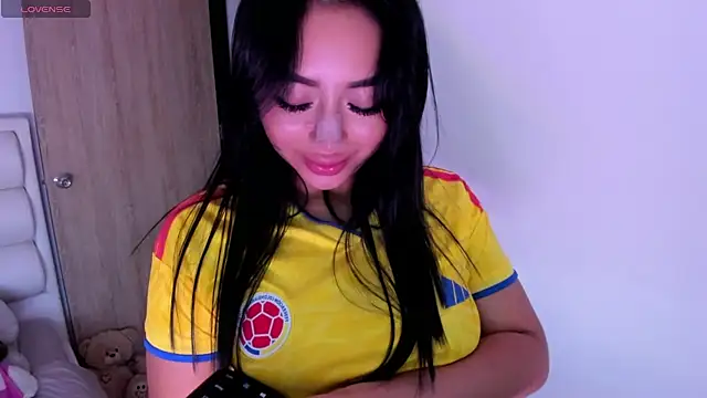 gaby desire777 online show from June 15, 2026, 7:41 am
