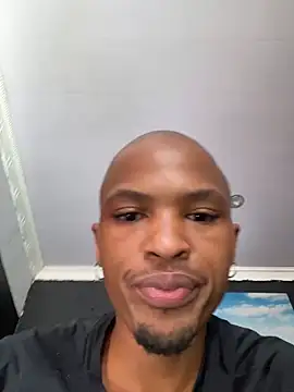 Snapshot of BlueIceCube chatting on February 24, 2025, 1:53 pm BlueIceCube online show from February 24, 2025, 1:53 pm