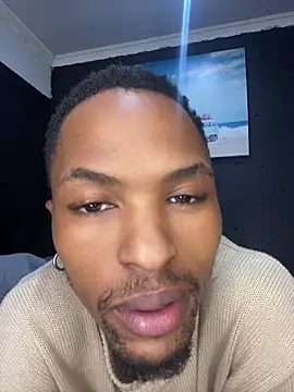 BlueIceCube online show from April 14, 2026, 12:21 pm