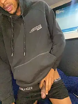 BlueIceCube online show from April 19, 2026, 1:17 am