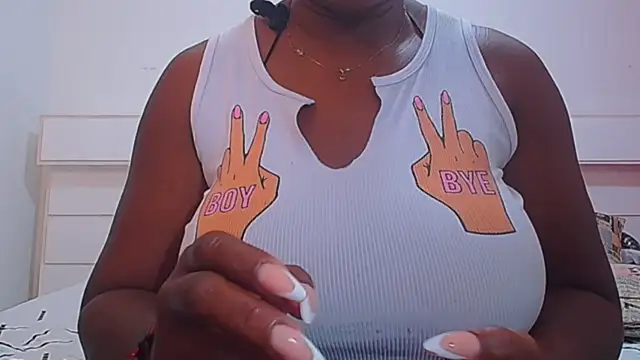 Snapshot of GREATNIPLES chatting on November 22, 2025, 10:47 am GREATNIPLES online show from November 22, 2025, 10:47 am