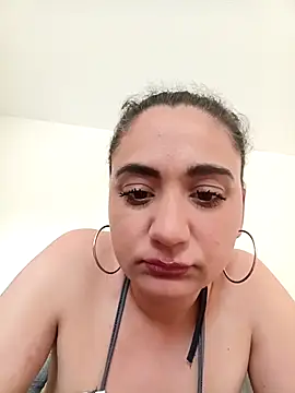 Snapshot of Nell-X chatting on April 25, 2026, 1:41 pm Nell-X online show from April 25, 2026, 1:41 pm