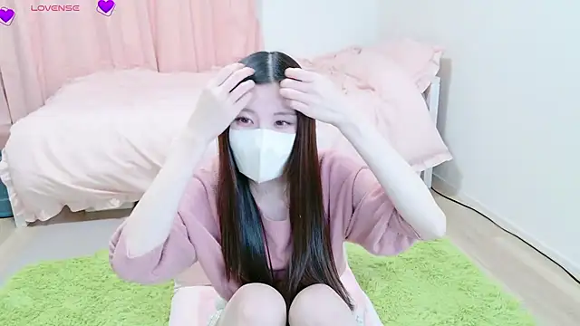 MARIAo0 online show from February 2, 2025, 5:32 am