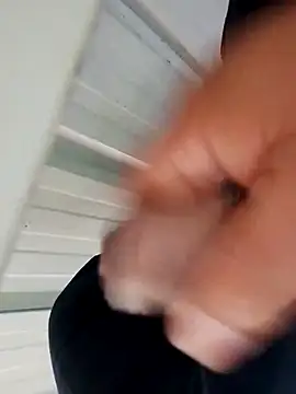 zeta29 online show from April 28, 2026, 1:59 pm