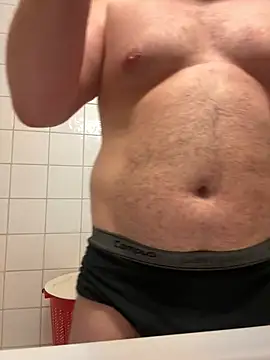 Snapshot of Johny69xo chatting on March 16, 2025, 9:26 pm Johny69xo online show from March 16, 2025, 9:26 pm