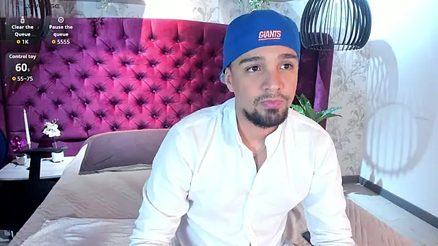 Edward max online show from November 18, 2025, 3:21 am