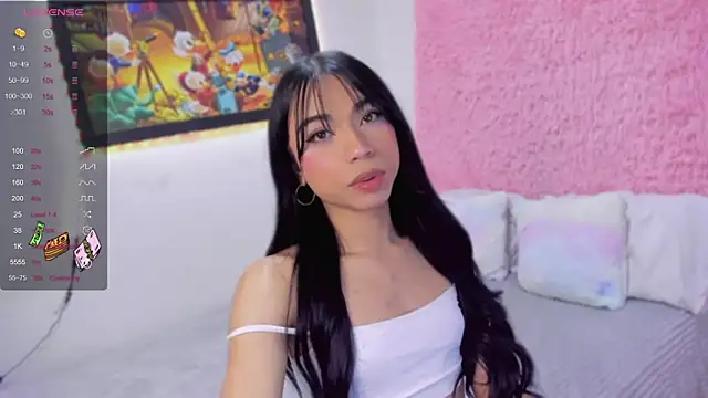 Snapshot of AndreaSweet_ chatting on September 26, 2025, 12:17 am AndreaSweet  online show from September 26, 2025, 12:17 am