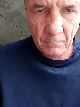 Snapshot of RLLrrr chatting on November 23, 2025, 9:30 am RLLrrr online show from November 23, 2025, 9:30 am