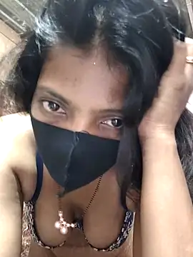 Snapshot of queensenorita chatting on March 16, 2026, 5:48 pm queensenorita online show from March 16, 2026, 5:48 pm