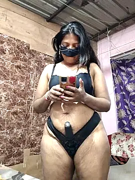 Snapshot of queensenorita chatting on January 11, 2026, 6:48 pm queensenorita online show from January 11, 2026, 6:48 pm