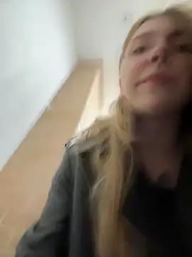 Snapshot of Sunny___Bunny chatting on October 26, 2025, 1:11 pm Sunny Bunny online show from October 26, 2025, 1:11 pm