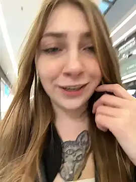 Snapshot of Sunny___Bunny chatting on December 15, 2025, 11:38 am Sunny Bunny online show from December 15, 2025, 11:38 am