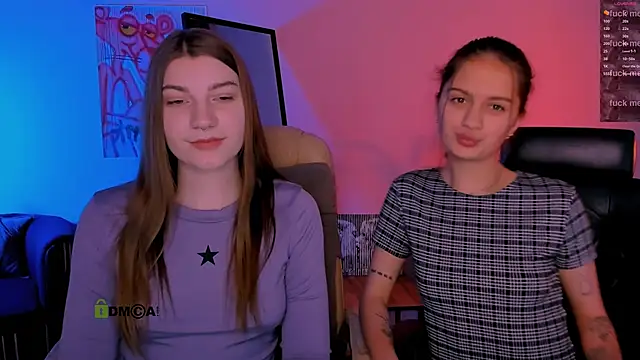 Snapshot of pure_radiance1 chatting on November 7, 2025, 9:58 am pure radiance1 online show from November 7, 2025, 9:58 am