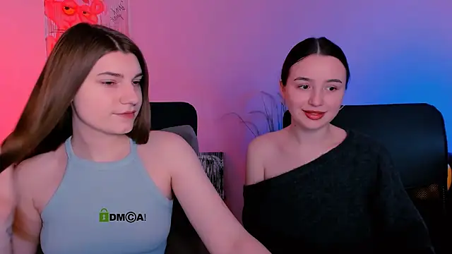 Snapshot of pure_radiance1 chatting on November 23, 2025, 10:25 am pure radiance1 online show from November 23, 2025, 10:25 am