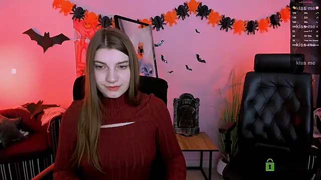 Snapshot of pure_radiance1 chatting on November 4, 2025, 9:57 am pure radiance1 online show from November 4, 2025, 9:57 am