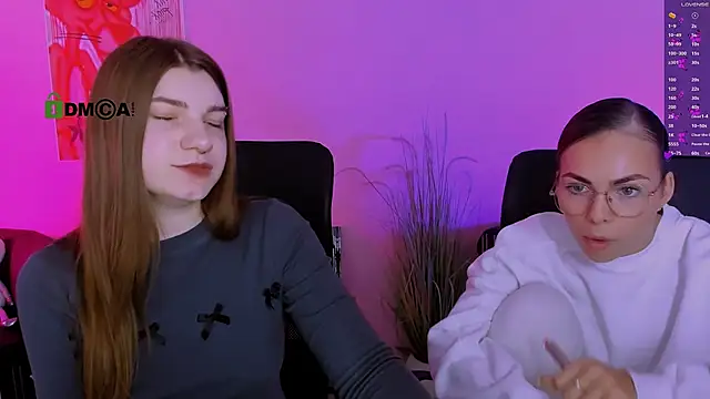 Snapshot of pure_radiance1 chatting on December 3, 2025, 10:03 am pure radiance1 online show from December 3, 2025, 10:03 am