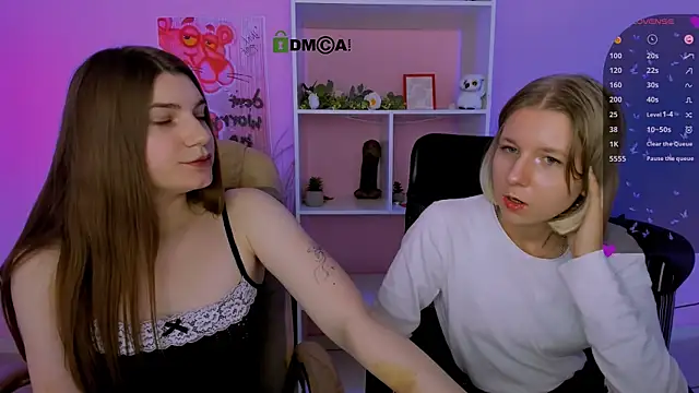 Snapshot of pure_radiance1 chatting on September 13, 2025, 11:32 am pure radiance1 online show from September 13, 2025, 11:32 am