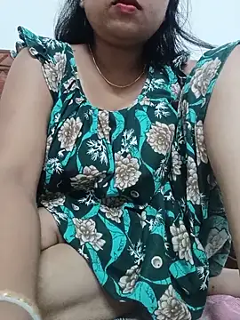 Snapshot of Priya_2222 chatting on June 6, 2026, 7:41 pm Priya 2222 online show from June 6, 2026, 7:41 pm